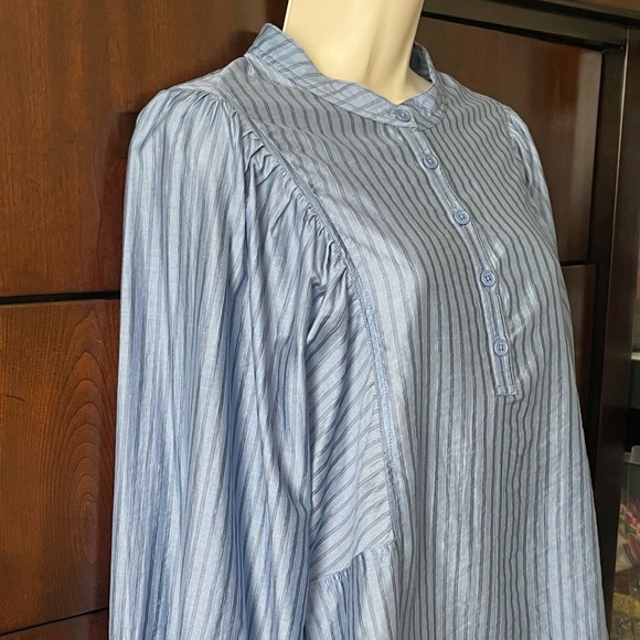 CAARA Anthropologie Maglie Blouse Top XL Blue Puff Sleeves 1/4 Buttons - Picture 6 of 14